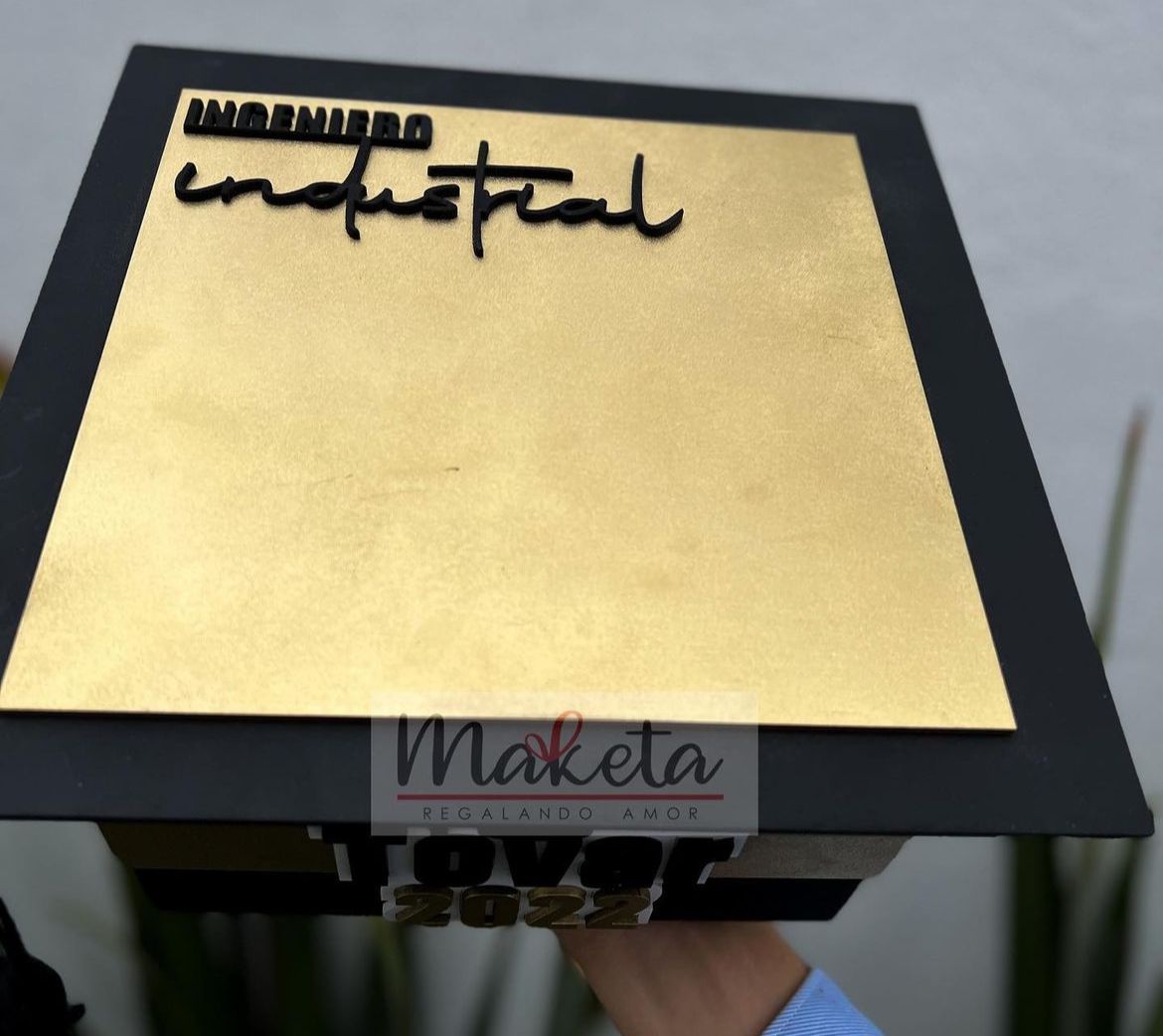 Caja Graduación